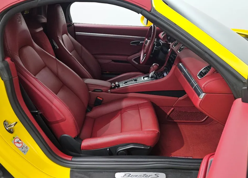 Porsche 718 Boxster