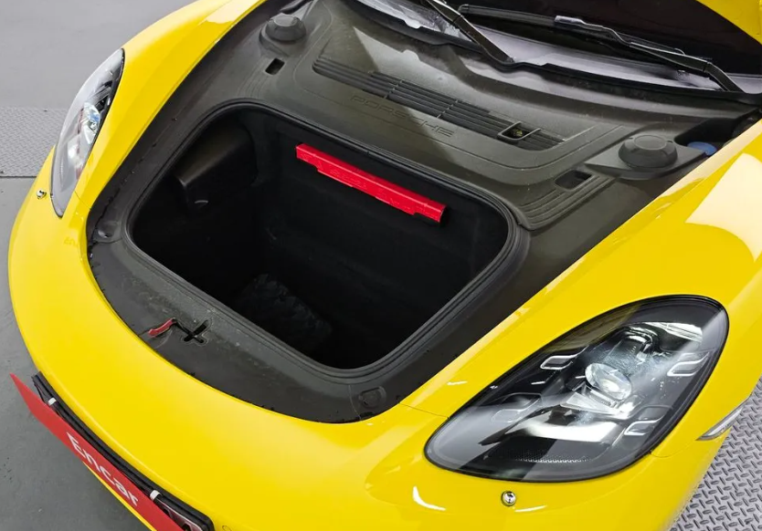 Porsche 718 Boxster
