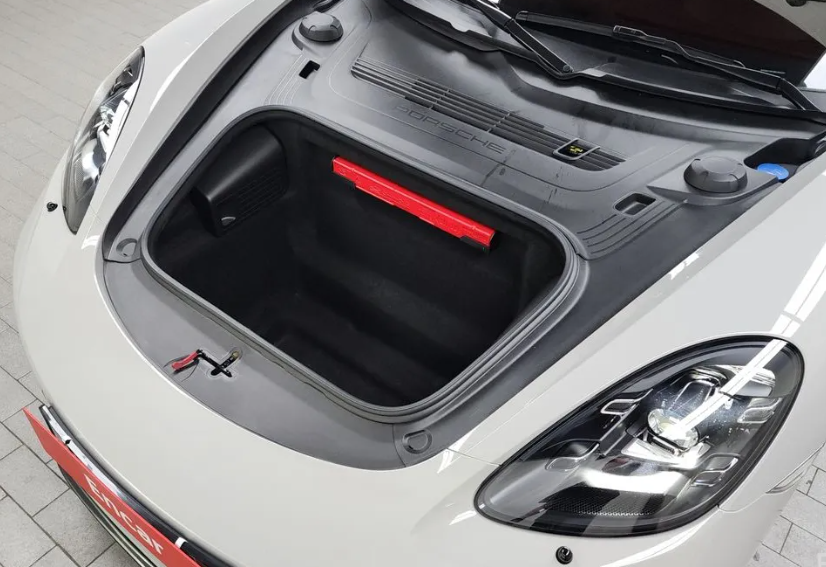 Porsche 718 Cayman