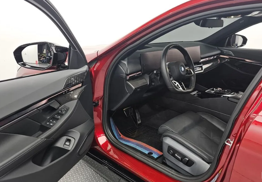 BMW i5