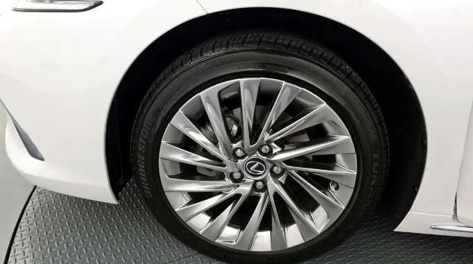 Lexus ES 300h