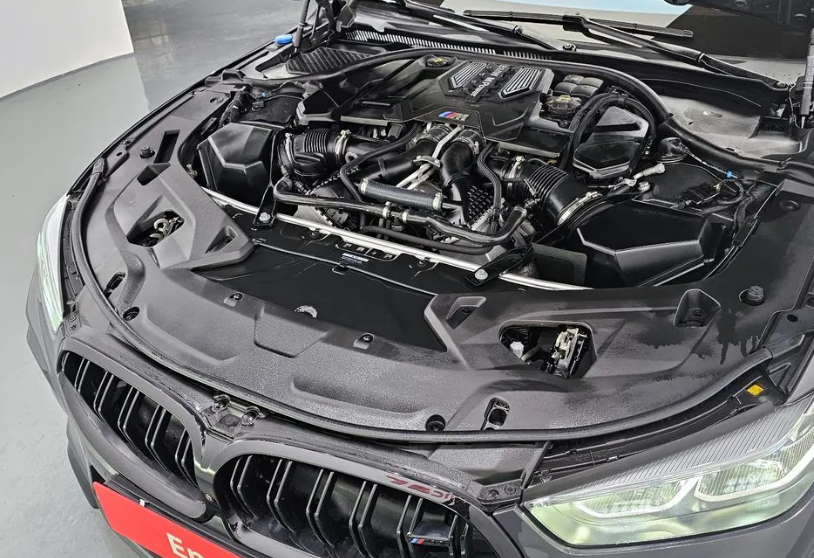 BMW M8 Competition Gran Coupe