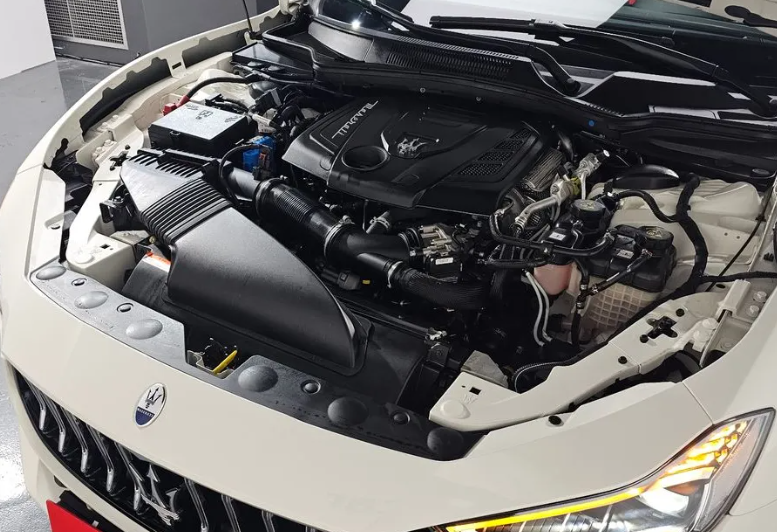 Maserati Ghibli