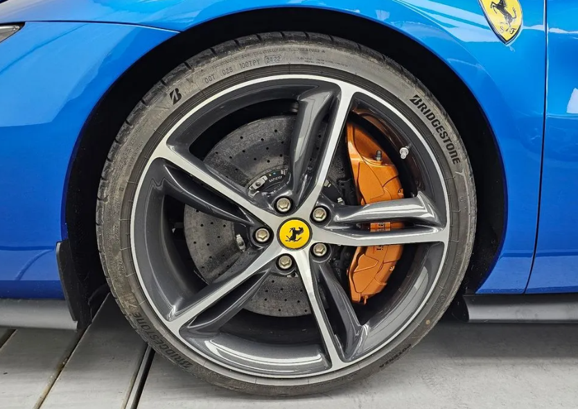 Ferrari 296 GTB