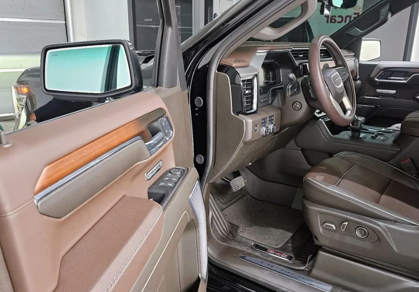 GMC Sierra