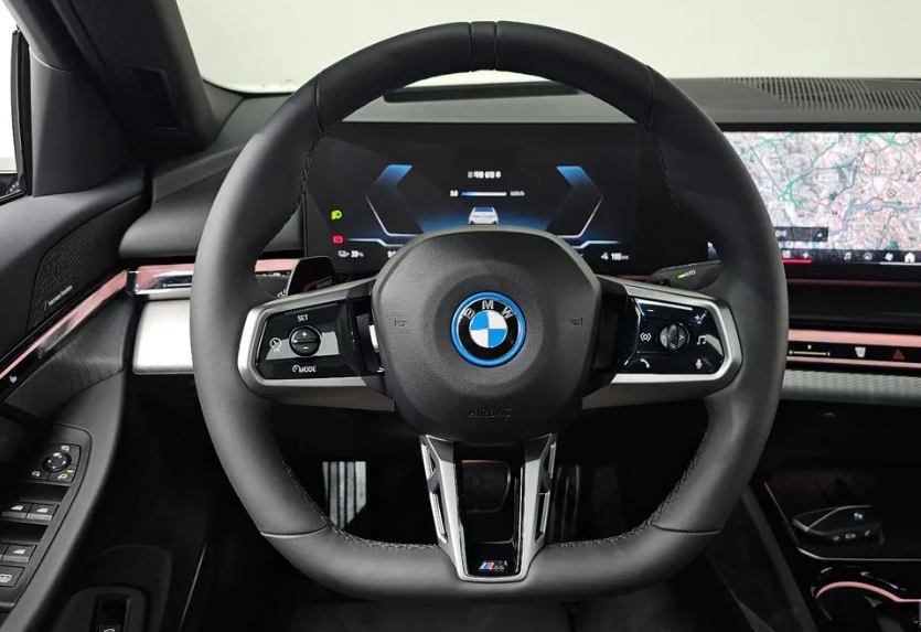 BMW i5