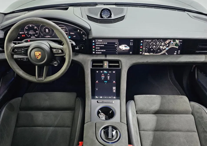 Porsche Taycan