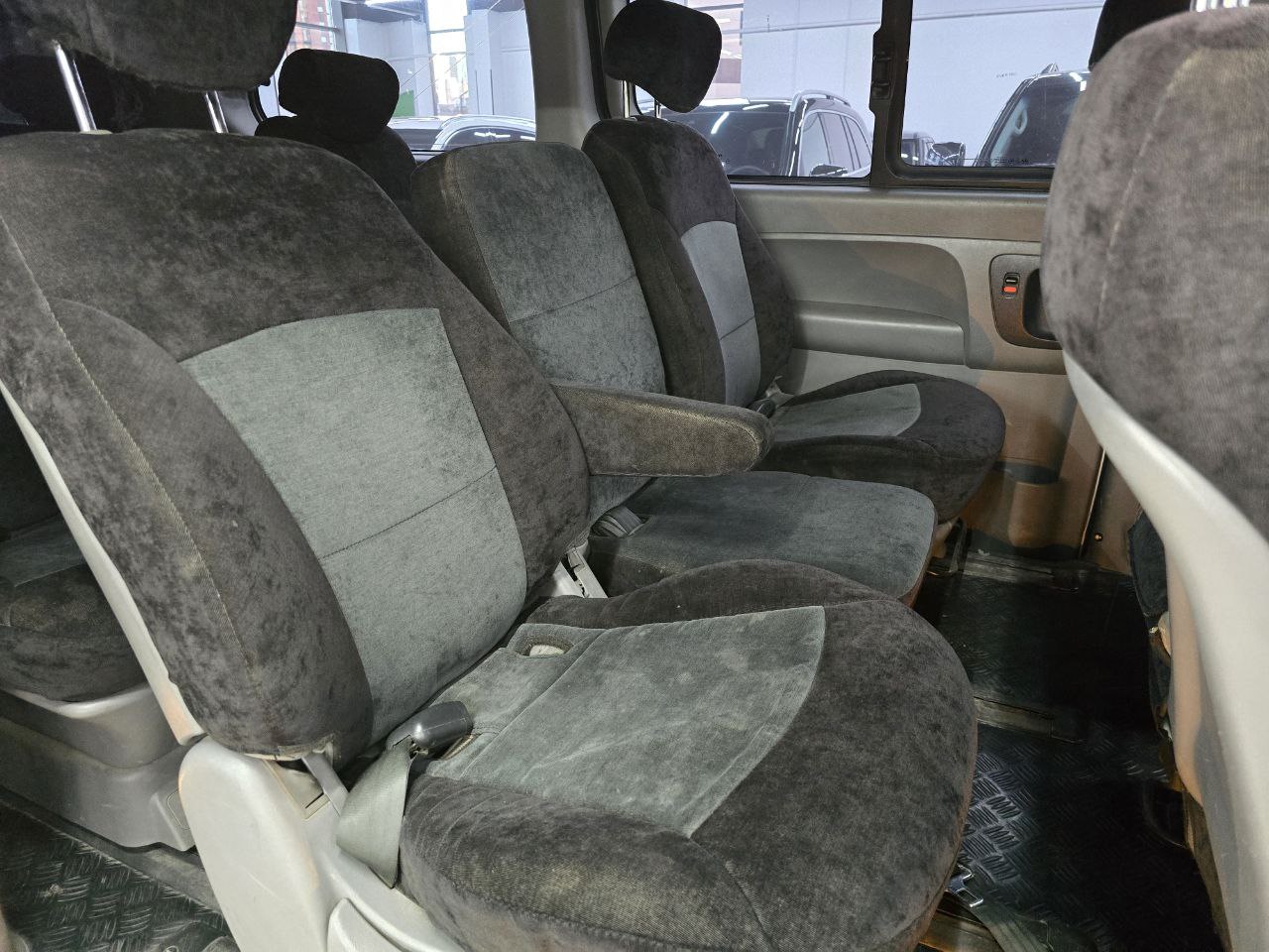 Hyundai Starex (H-1)