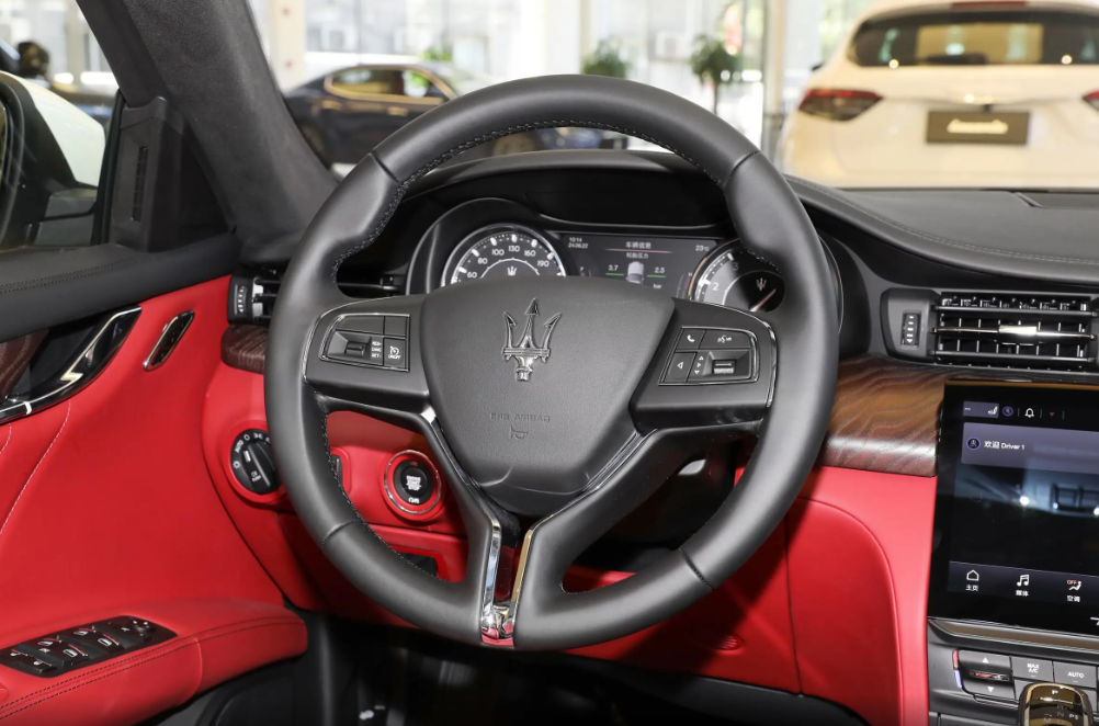 Maserati Quattroporte