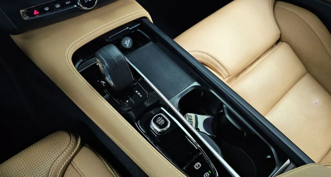 Volvo V90 Cross Country