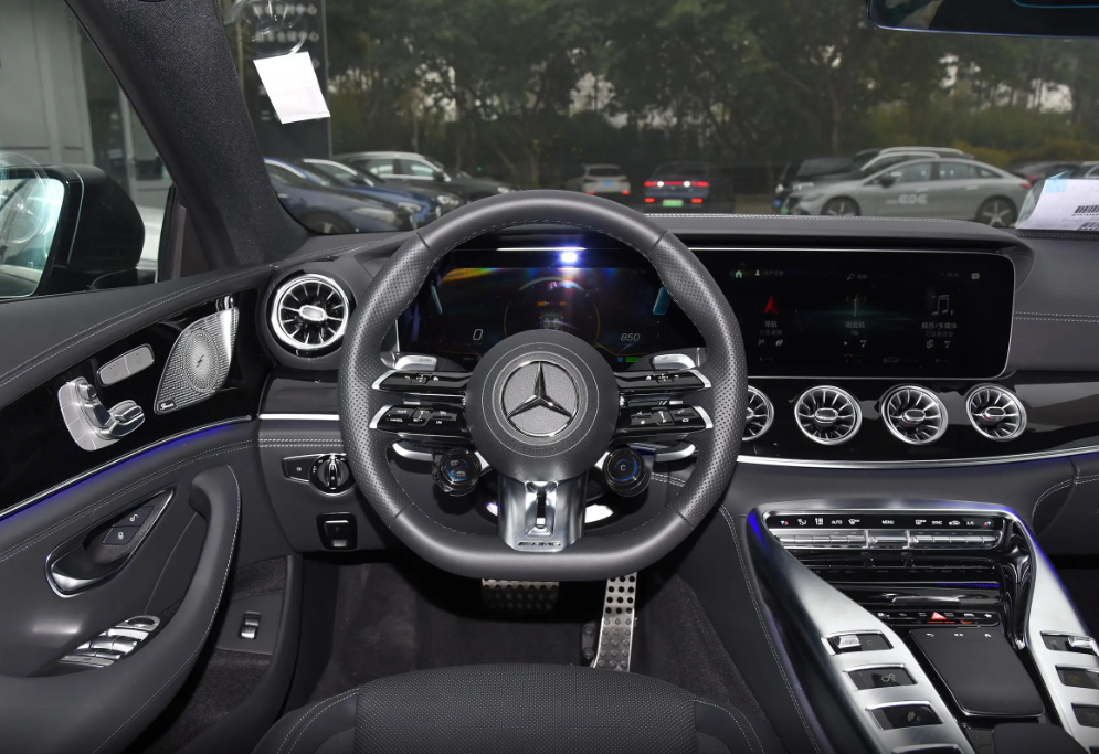 Mercedes-Benz AMG GT