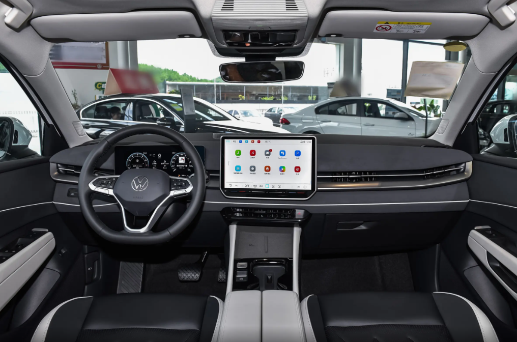 Volkswagen Sagitar L