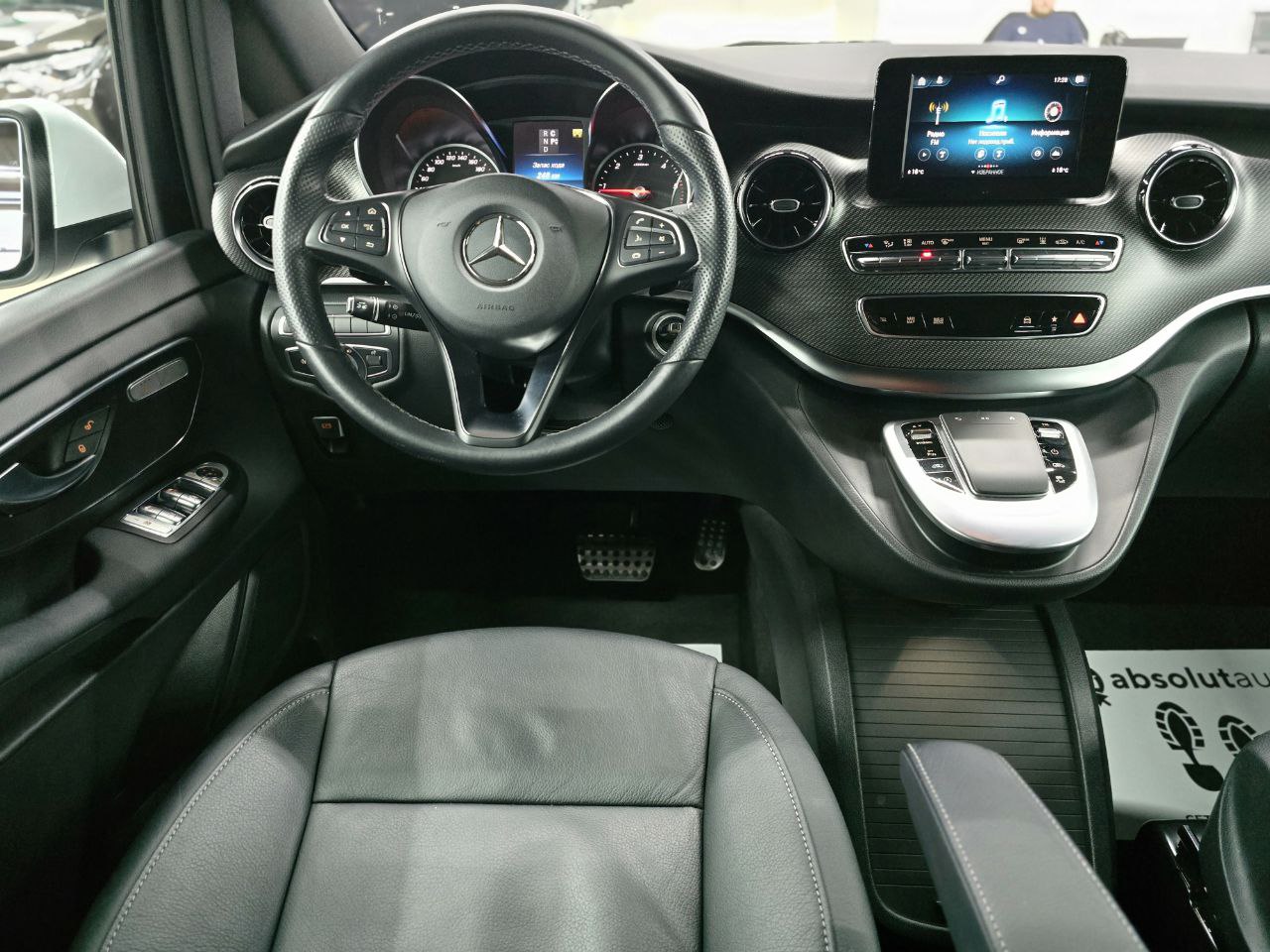 Mercedes-Benz V-Class
