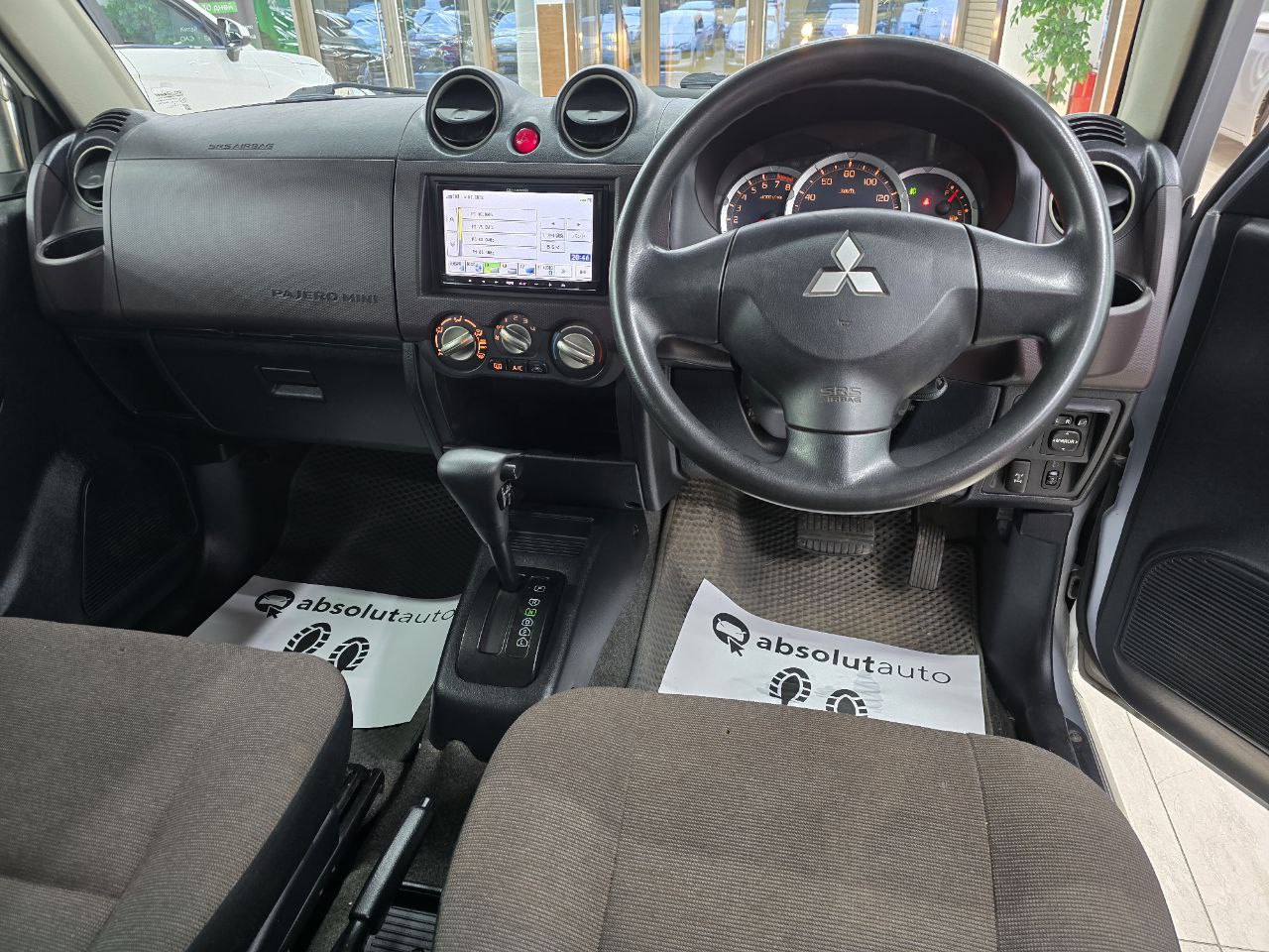 Mitsubishi Pajero Mini