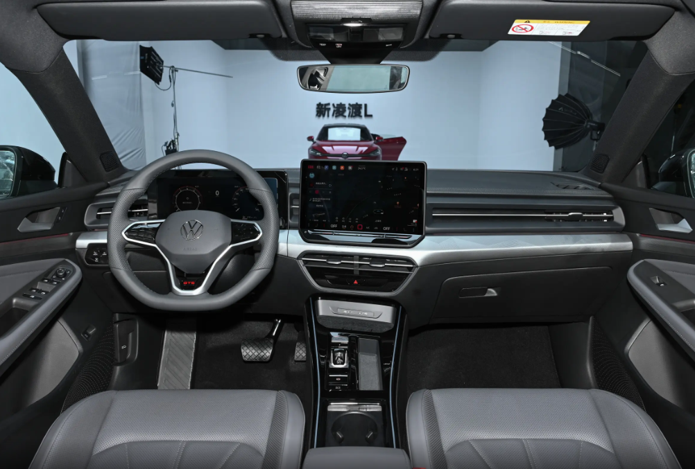 Volkswagen Lamando L