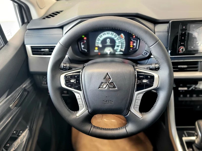 Mitsubishi Xpander Cross