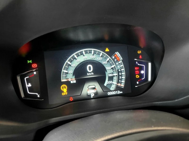 Mitsubishi Xpander Cross